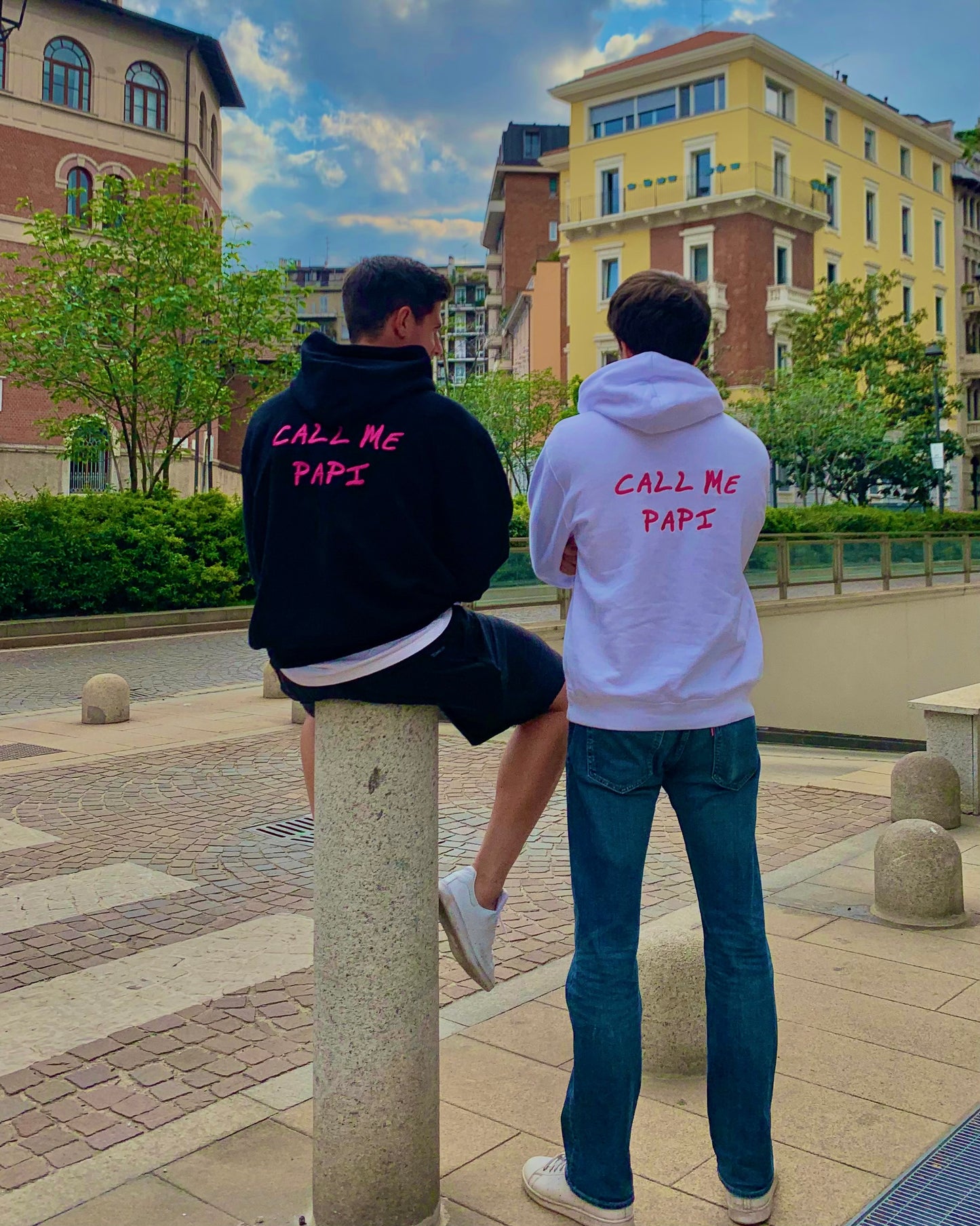 Call me Papi | Felpa bianca e fucsia